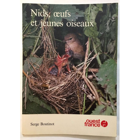 Nids oeufs et jeunes oiseaux