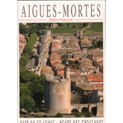 Aigues mortes / cite de st louis -porte des croisades