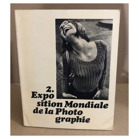 Exposition mondiale de la photographie / la femme